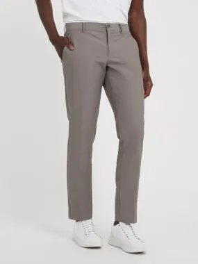 GUESS Tech Chino