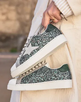 Zapatillas de mujer con estrella en color caqui con cordones - Chloé